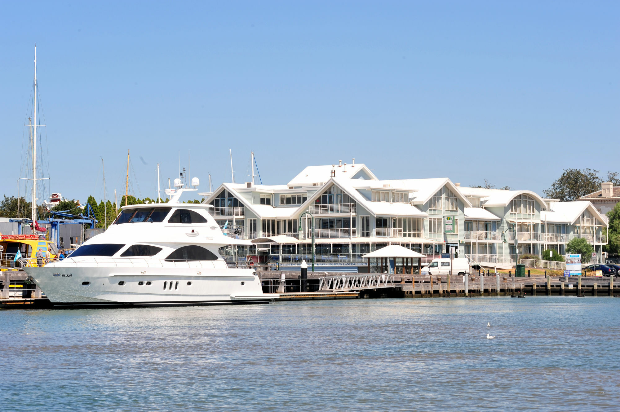 Aligned Corporate Residences Williamstown Εξωτερικό φωτογραφία