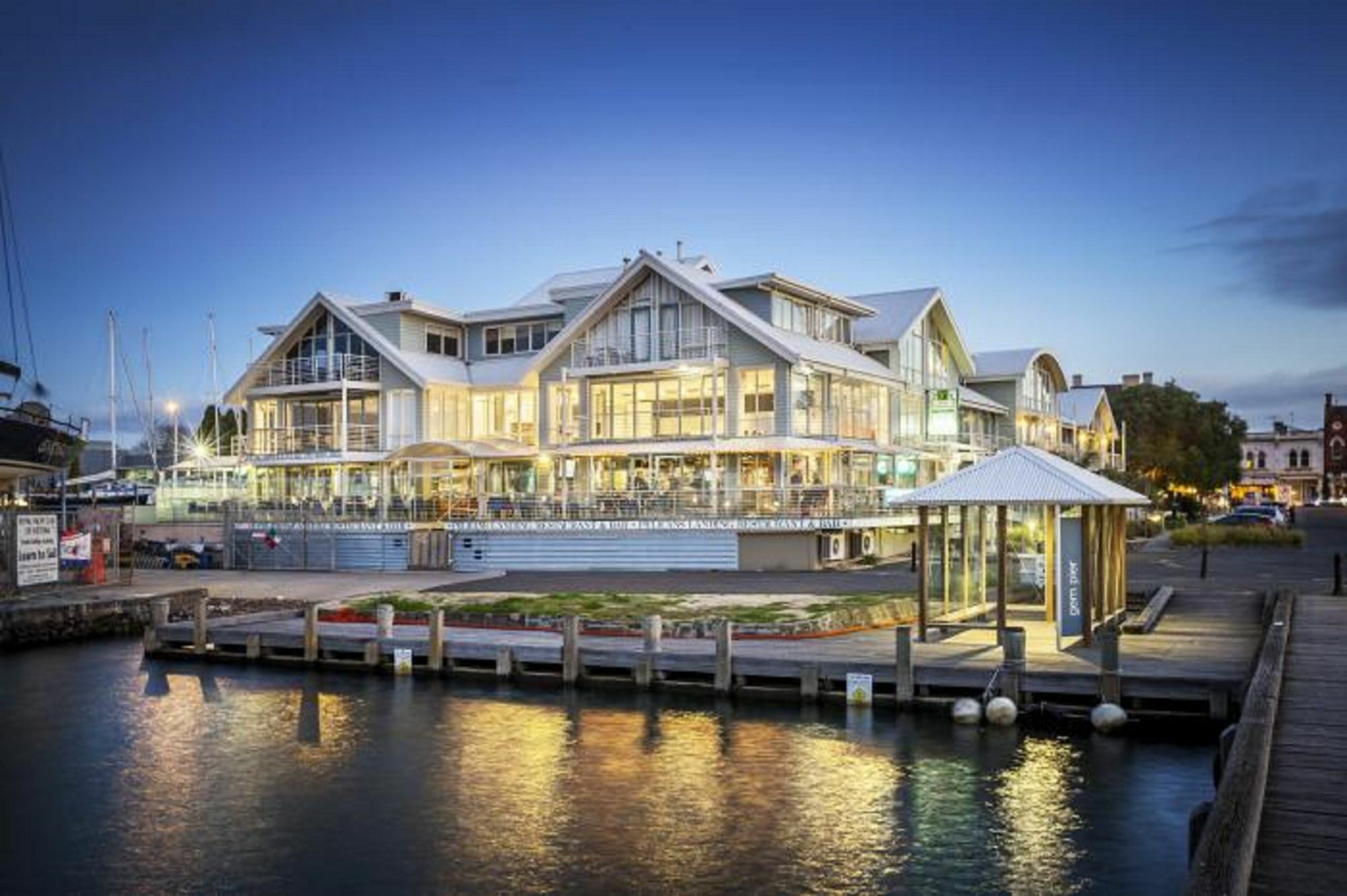 Aligned Corporate Residences Williamstown Εξωτερικό φωτογραφία